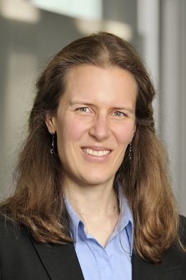 Dr. Alexandra Zaugg
